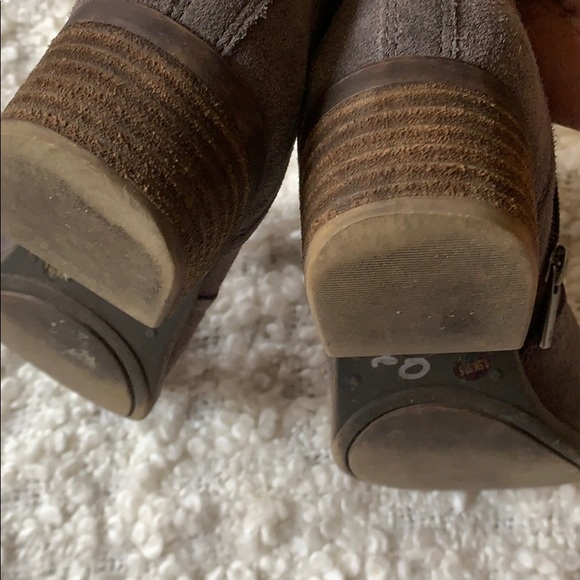 Suede booties - Picture 5 of 6